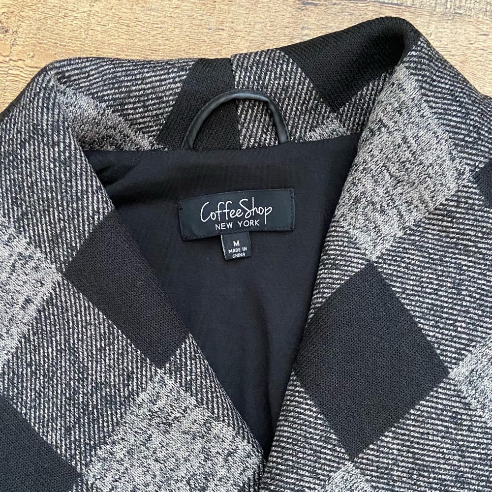 Plaid Coat, SOFT, Comfort, I Stretch💛 EXCELLENT CONDITION, Worn Once - Picture 3 of 12